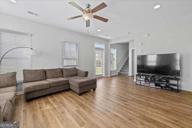 8 Chimney Court, Savannah, GA 31407