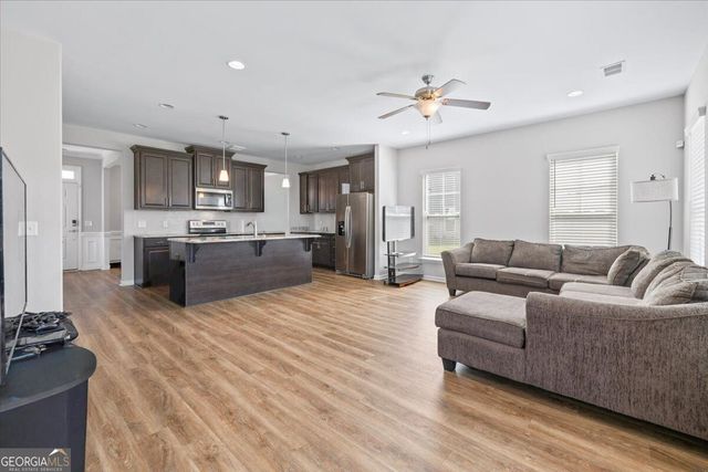 8 Chimney Court, Savannah, GA 31407