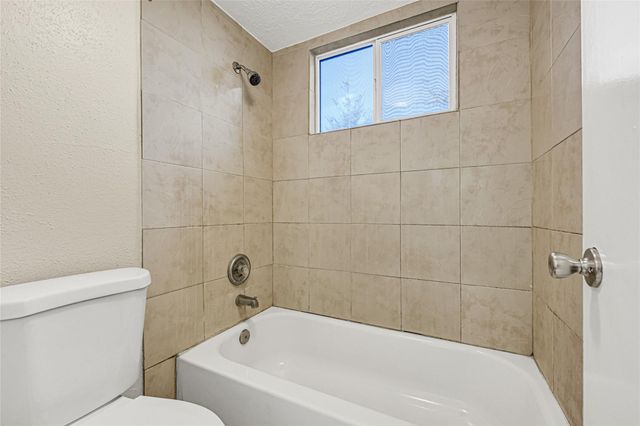 5538 Fairview Forest Drive, Houston, TX 77088