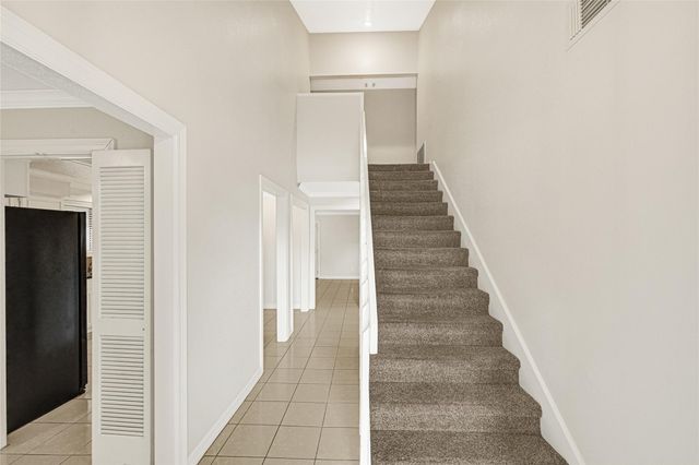 5538 Fairview Forest Drive, Houston, TX 77088