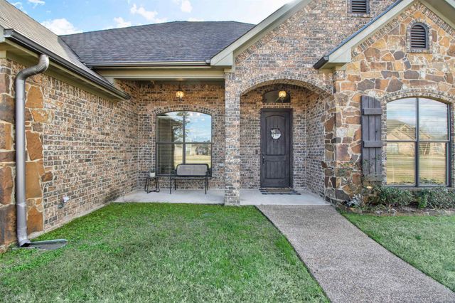 220 Highland Boulevard, Hallsville, TX 75650