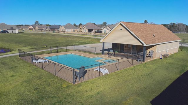 220 Highland Boulevard, Hallsville, TX 75650