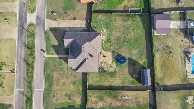 220 Highland Boulevard, Hallsville, TX 75650