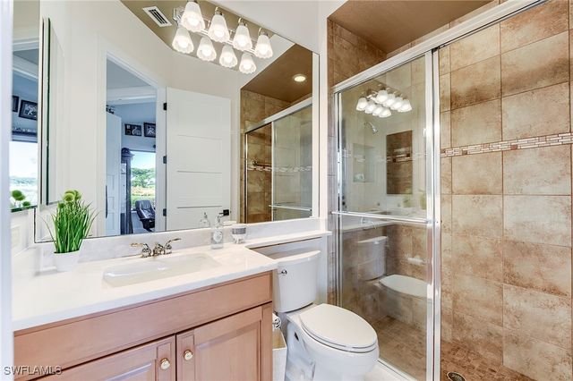 6891 Lakewood Isle DR, Fort Myers, FL 33908