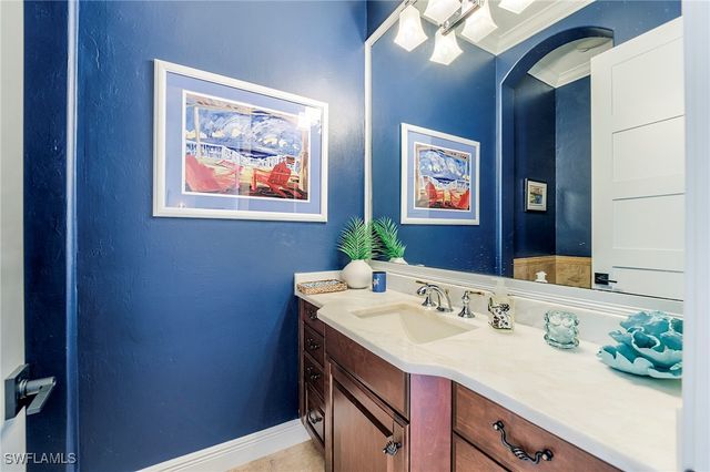 6891 Lakewood Isle DR, Fort Myers, FL 33908