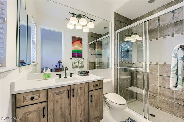 6891 Lakewood Isle DR, Fort Myers, FL 33908