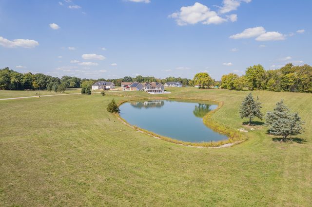 4823 Thompson Heights Drive, Adrian, MI 49221