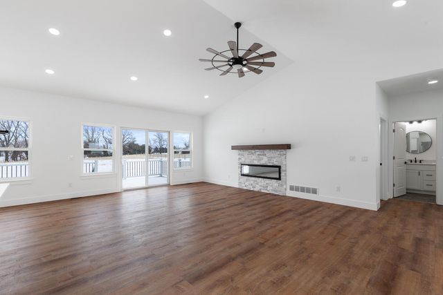 4823 Thompson Heights Drive, Adrian, MI 49221