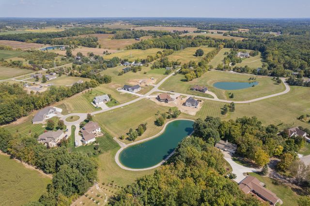 4823 Thompson Heights Drive, Adrian, MI 49221