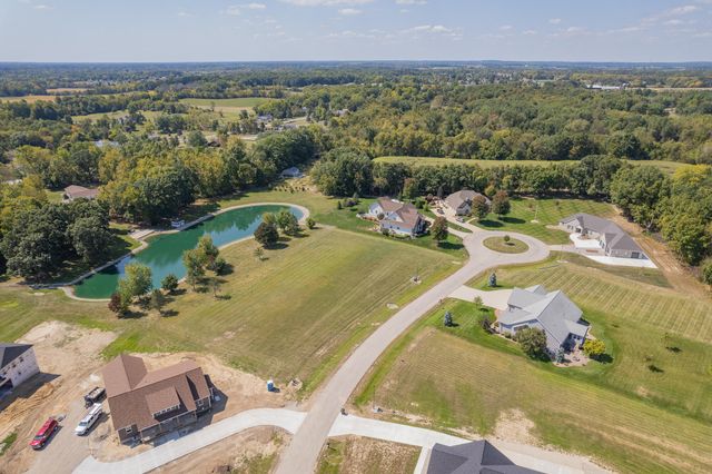 4823 Thompson Heights Drive, Adrian, MI 49221