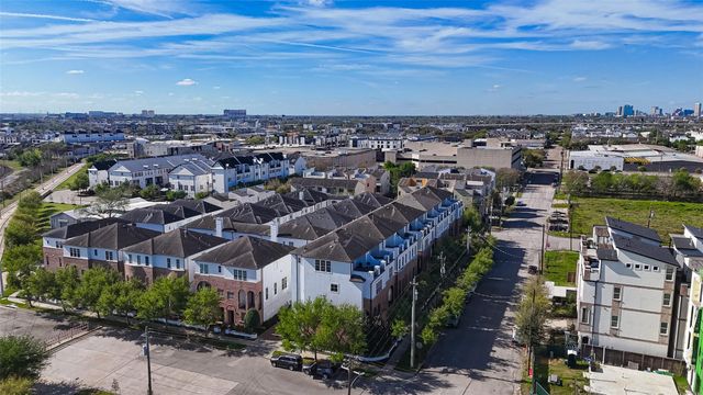 705 Delano Street, Houston, TX 77003