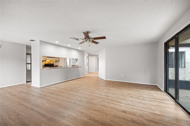 627 TIMBER BAY CIRCLE W, Oldsmar, FL 34677