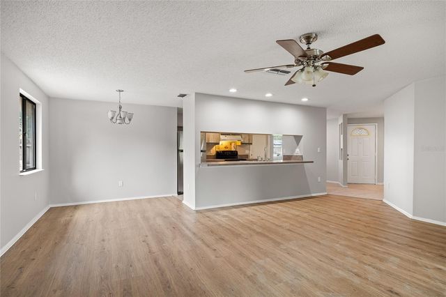 627 TIMBER BAY CIRCLE W, Oldsmar, FL 34677