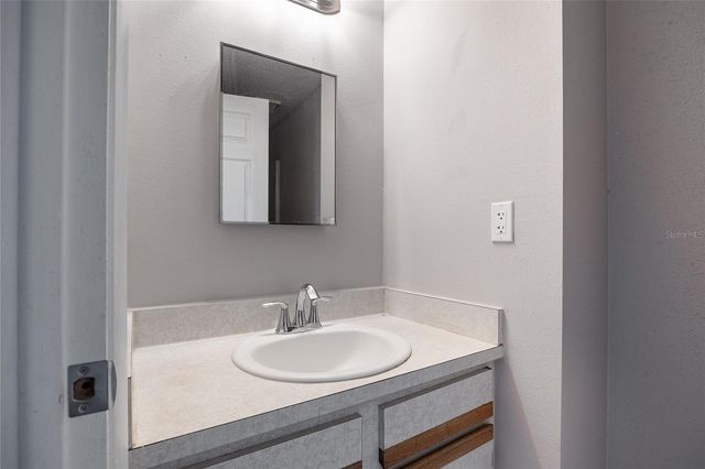 627 TIMBER BAY CIRCLE W, Oldsmar, FL 34677
