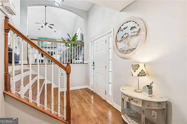 132 Hammond Drive, Canton, GA 30114