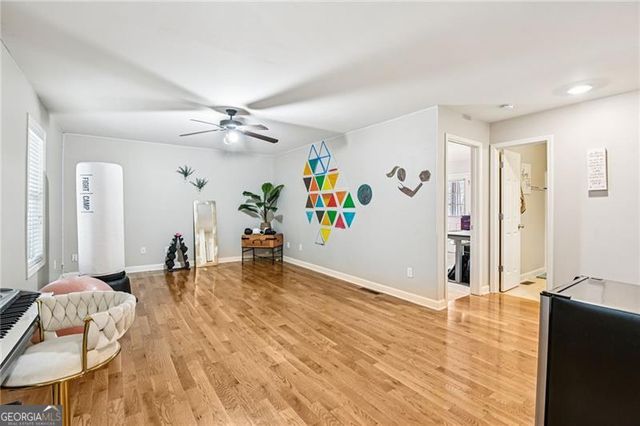 132 Hammond Drive, Canton, GA 30114