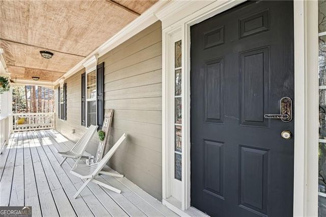 132 Hammond Drive, Canton, GA 30114