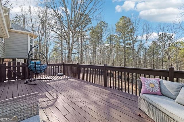 132 Hammond Drive, Canton, GA 30114