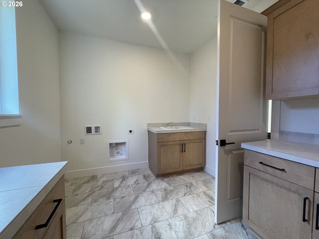 4804 N ADAMS St Lot 109, Camas, WA 98607