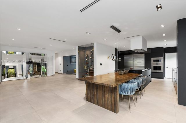 63 SW 31st Rd, Miami, FL 33129