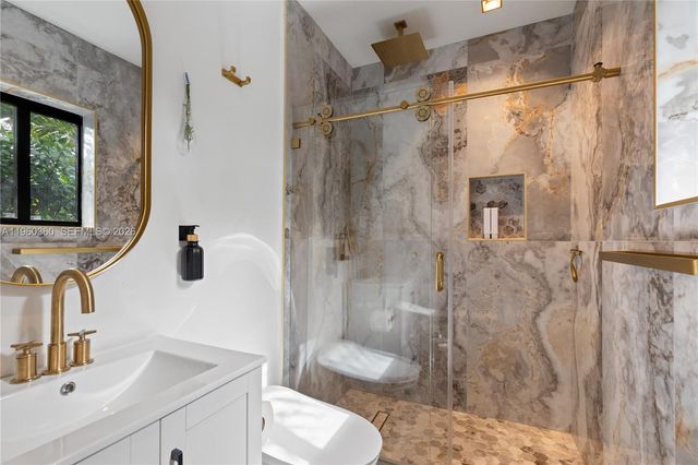 63 SW 31st Rd, Miami, FL 33129