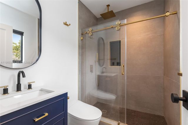 63 SW 31st Rd, Miami, FL 33129