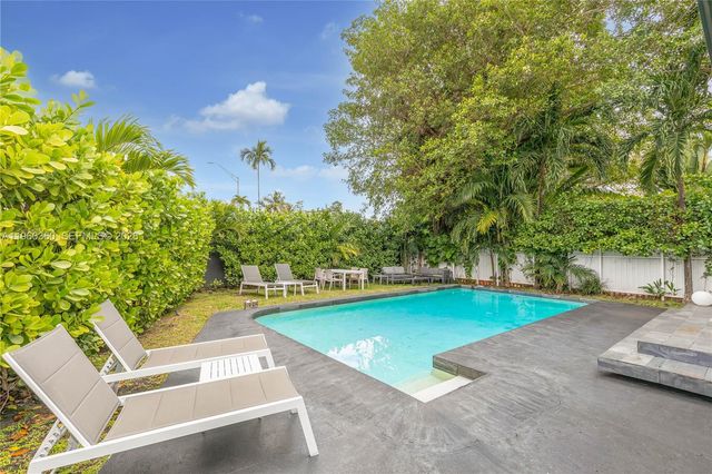 63 SW 31st Rd, Miami, FL 33129