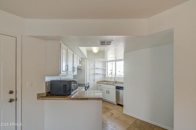 2228 N 52ND Street 241, Phoenix, AZ 85008
