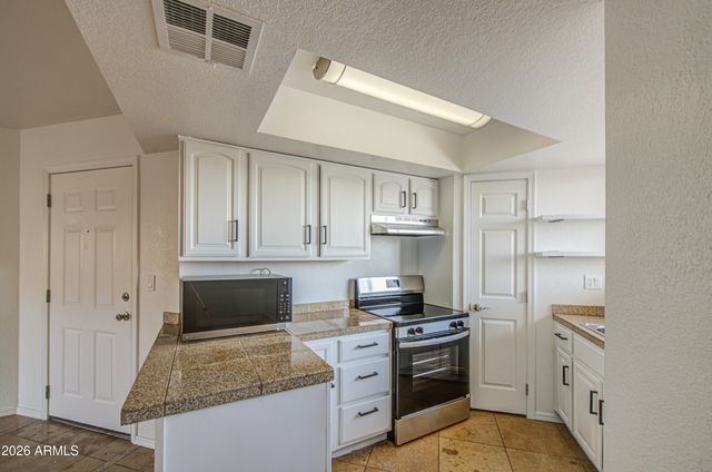 2228 N 52ND Street 241, Phoenix, AZ 85008