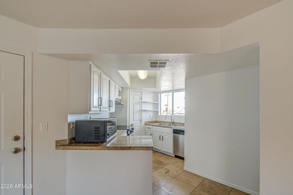 2228 N 52ND Street 241, Phoenix, AZ 85008 — photo 4