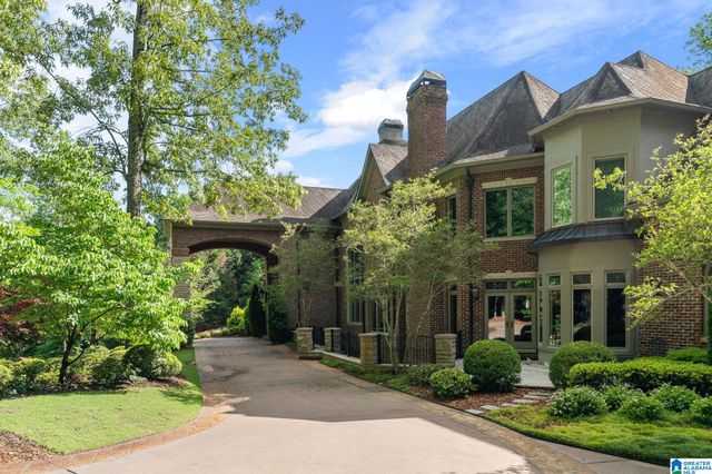 487 SPRING VALLEY DRIVE, Chelsea, AL 35043