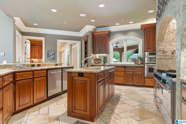 487 SPRING VALLEY DRIVE, Chelsea, AL 35043