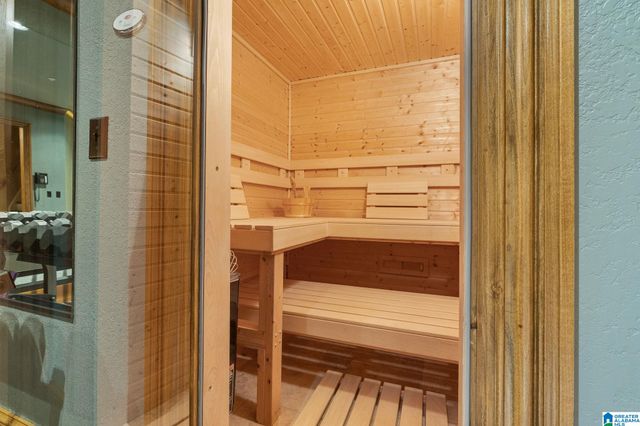 487 SPRING VALLEY DRIVE, Chelsea, AL 35043