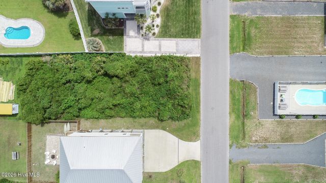 4312 E Dolphin Drive, Oak Island, NC 28465