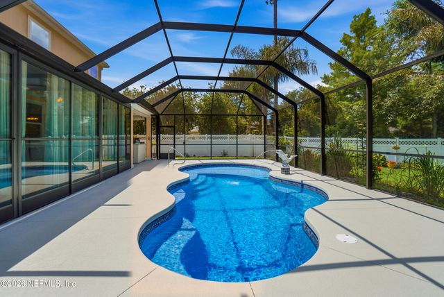 605 FORT WILLIAM Drive, St. Johns, FL 32259