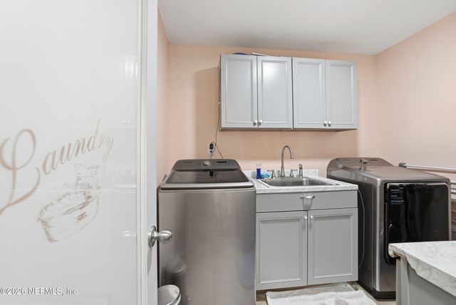 605 FORT WILLIAM Drive, St. Johns, FL 32259