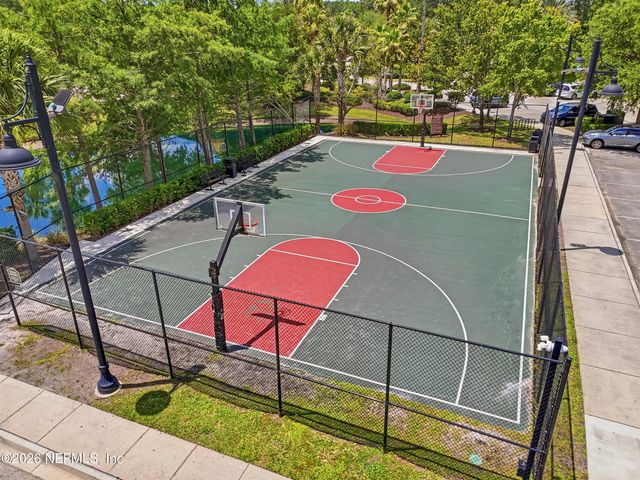 605 FORT WILLIAM Drive, St. Johns, FL 32259