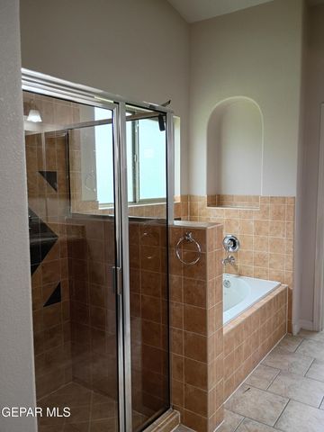 4224 Camelot Heights Drive, El Paso, TX 79912