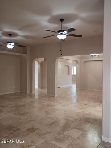 4224 Camelot Heights Drive, El Paso, TX 79912