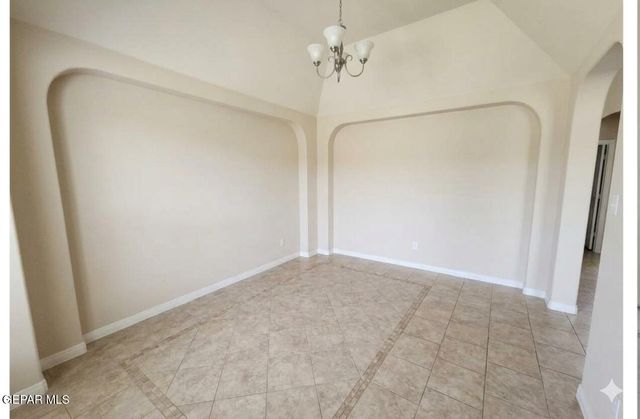 4224 Camelot Heights Drive, El Paso, TX 79912