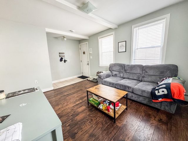 123 Willow Street 123, Cambridge, MA 02141