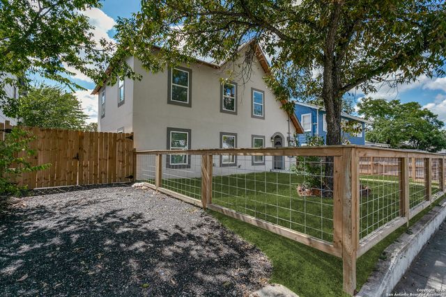 920 McIlvaine, San Antonio, TX 78201