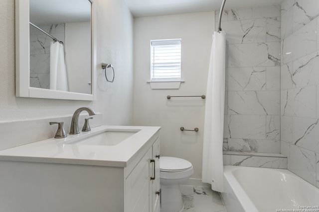 920 McIlvaine, San Antonio, TX 78201