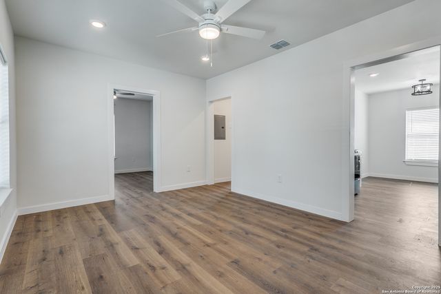 920 McIlvaine, San Antonio, TX 78201