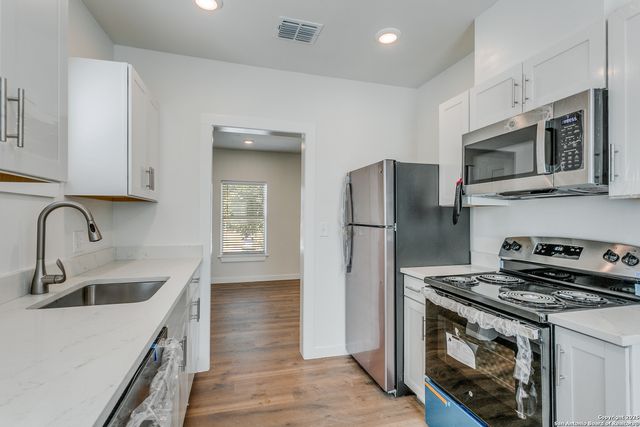 920 McIlvaine, San Antonio, TX 78201