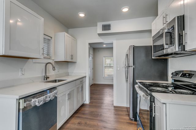 920 McIlvaine, San Antonio, TX 78201