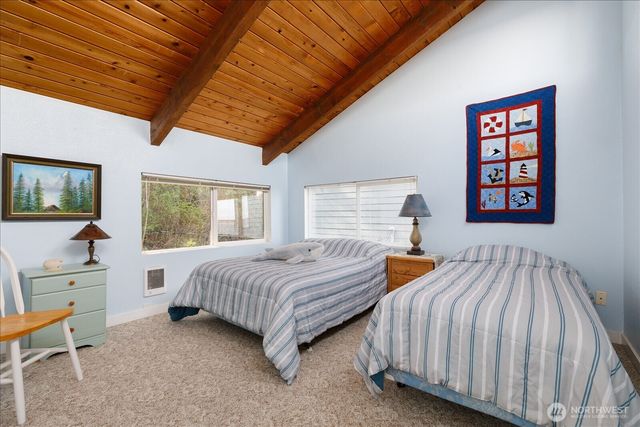 2185 Eastpoint Drive, Langley, WA 98260