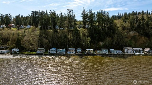 2185 Eastpoint Drive, Langley, WA 98260