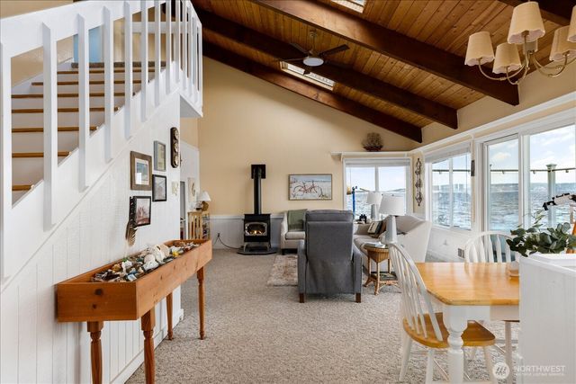 2185 Eastpoint Drive, Langley, WA 98260