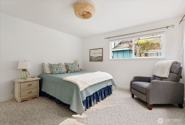 2185 Eastpoint Drive, Langley, WA 98260